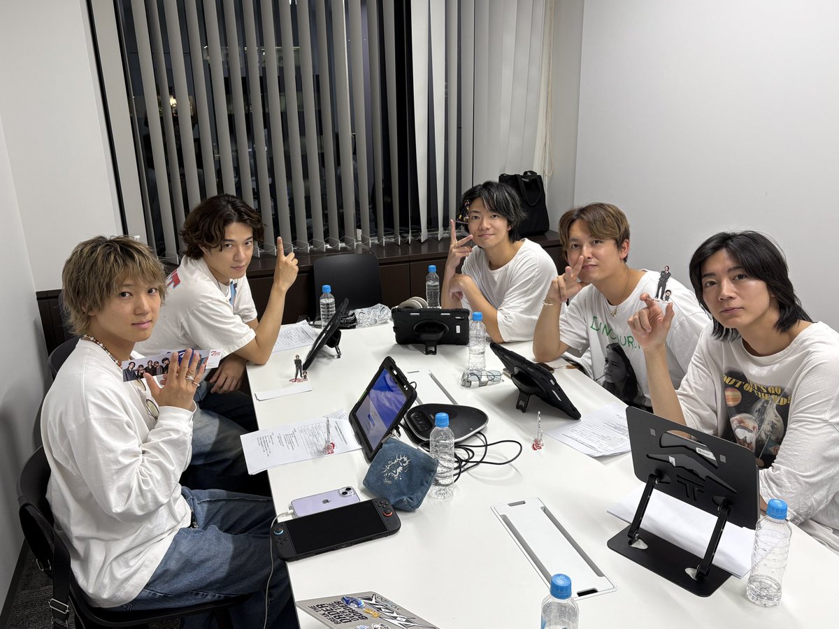 7order_official's tweet photo. 第8回オンラインミーティング
ありがとうございました🐧🐧🐧🐧🐧

アーカイブは後日「Lucky’s club」にて配信予定ですので、お楽しみに🙌

🎪Lucky's clubはこちら
https://t.co/UAAY3GKx7j

#Luckysclubへようこそ
#7ORDER #SevenOrder https://t.co/23Ix03onrQ
