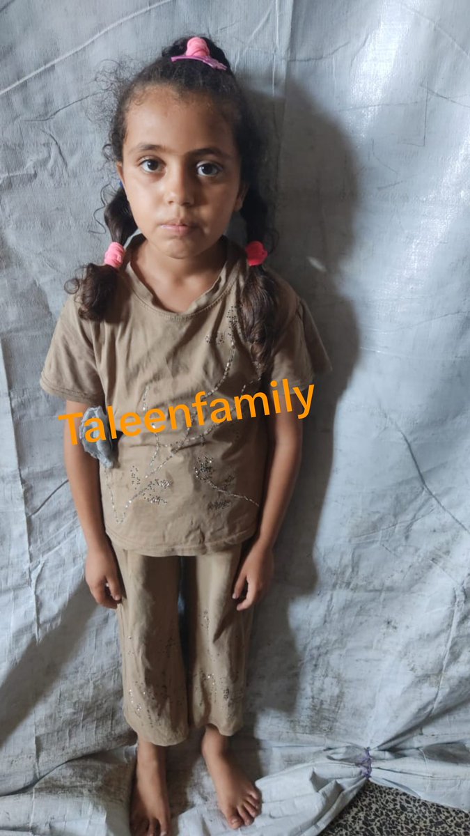 TaleenFamily's tweet photo. I don't wanna die from hunger 😭😭💔 

No donations ➡️ no food 😭 
No donations ➡️ no food 😭 
No donations ➡️ no food 😭 

If you respond with 3 replys, you will help me a lot.
https://t.co/k9aRNqwqXM https://t.co/uGqNswOPBm