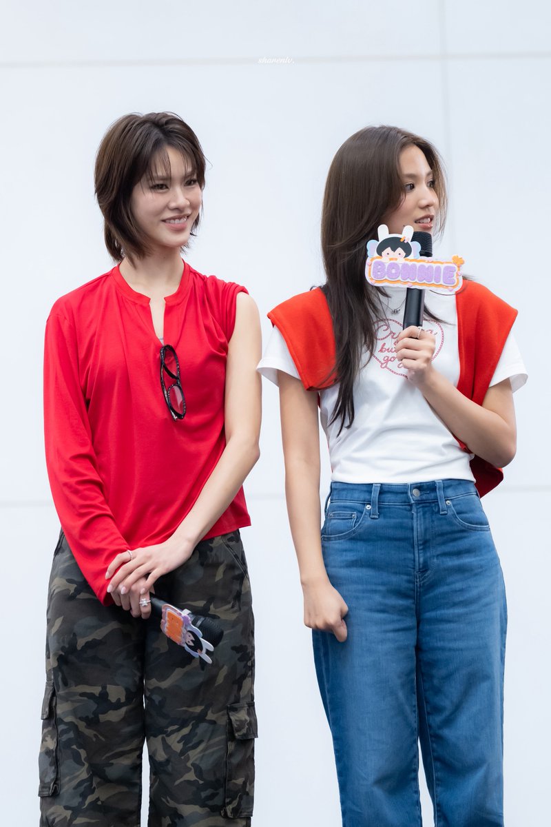 ShareNlv's tweet photo. ห๊ะมันเป็นยังไงนะ…. https://t.co/2vmXG3ivCn