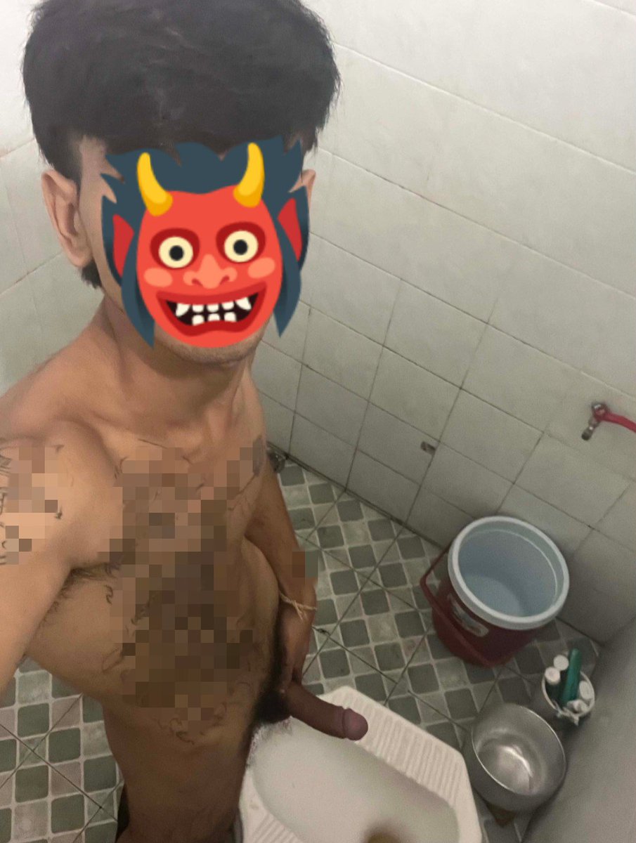 Nonthawate8qd's tweet photo. วัยรุ่นสุราษฎร์ถ่ายรูปแลก💸💵🤭 https://t.co/tLy73py8B4