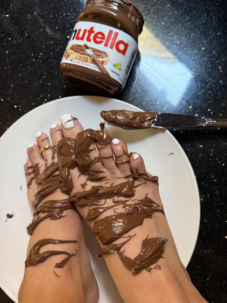 ToesCoinSOL's tweet photo. best dessert of all time https://t.co/Lg9Ddnqpas