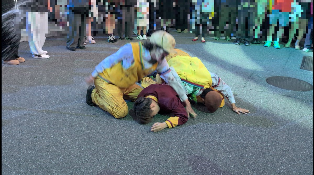 UKOSUKEJ's tweet photo. 男性が襲われてるのを初めて見ました🙀

凄かった😳

26.9/24(木) https://t.co/FY27eyIiTg