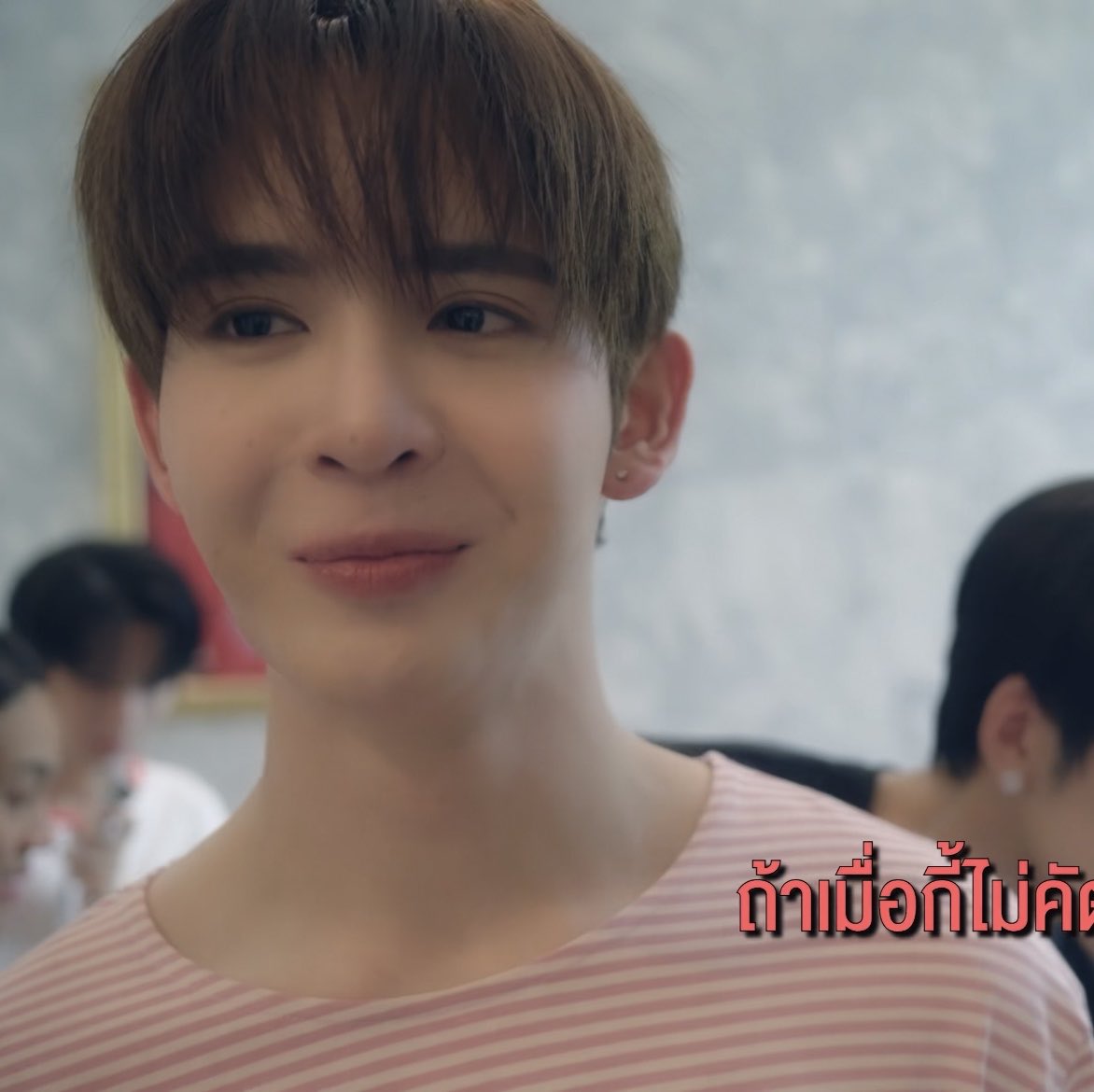 jamesphere's tweet photo. since iqiyi doesn’t provide real time subtitles all I understand is that’s he’s pretty 🫠

MR FANBOY CHAPTER 4
#MrFanboyEP4
#JamesSu https://t.co/NUwl95y4e6