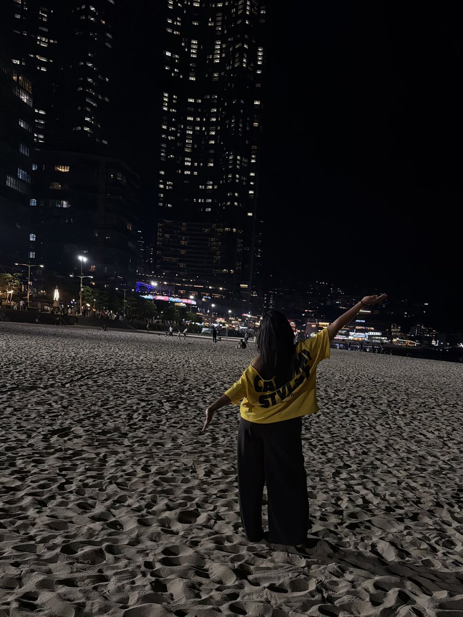mni2szh's tweet photo. Dernière nuit à Busan 🇰🇷 https://t.co/7PCaTc3V2Z