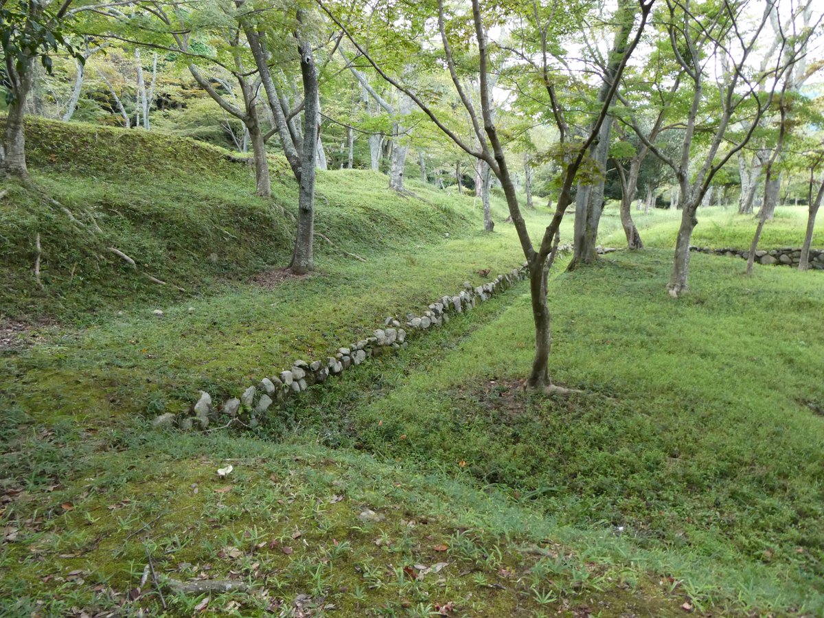 ko78044064's tweet photo. 正法寺山荘（しょうぼうじさんそう）
関氏、関盛貞 
三重県亀山市（2026年） https://t.co/SJvV1zAcRB