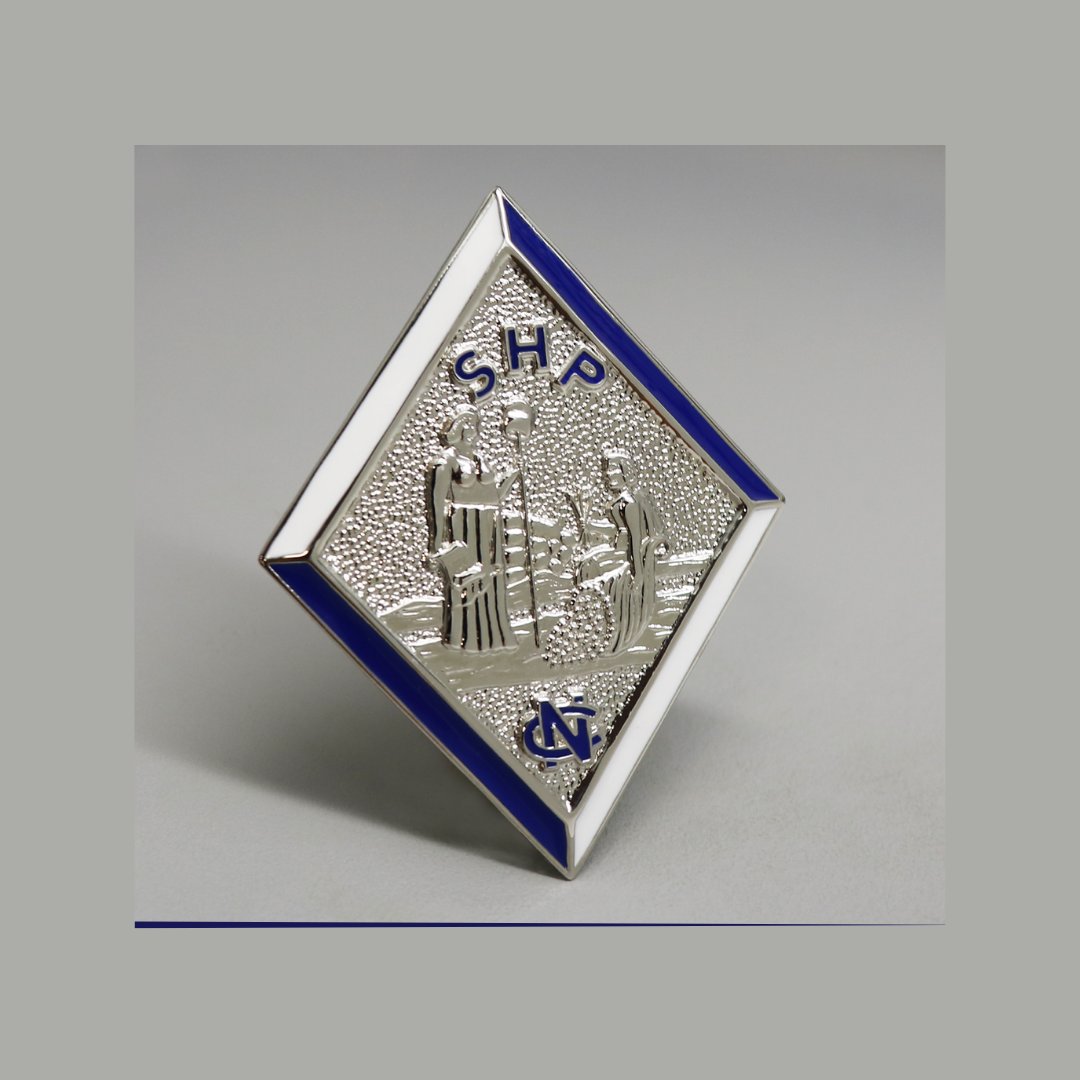Blackinton's tweet photo. Not every badge is a shield. Distinctive shape, clean detailing, precision in every point. #NCStateHighwayPatrol #CustomBadge https://t.co/CN1rF6Y9Ov