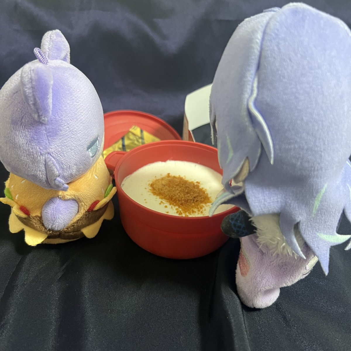 hachibees2's tweet photo. はちさんの大好物プリンを勝手に食べてこの後怒られるまでがワンセット。

こらー😡💢 https://t.co/W6op8CUl9X