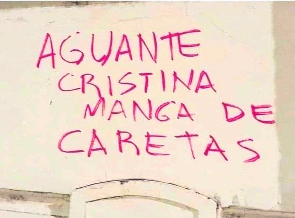 MarinaGlezer's tweet photo. La calle. https://t.co/LCKCfMwLcB