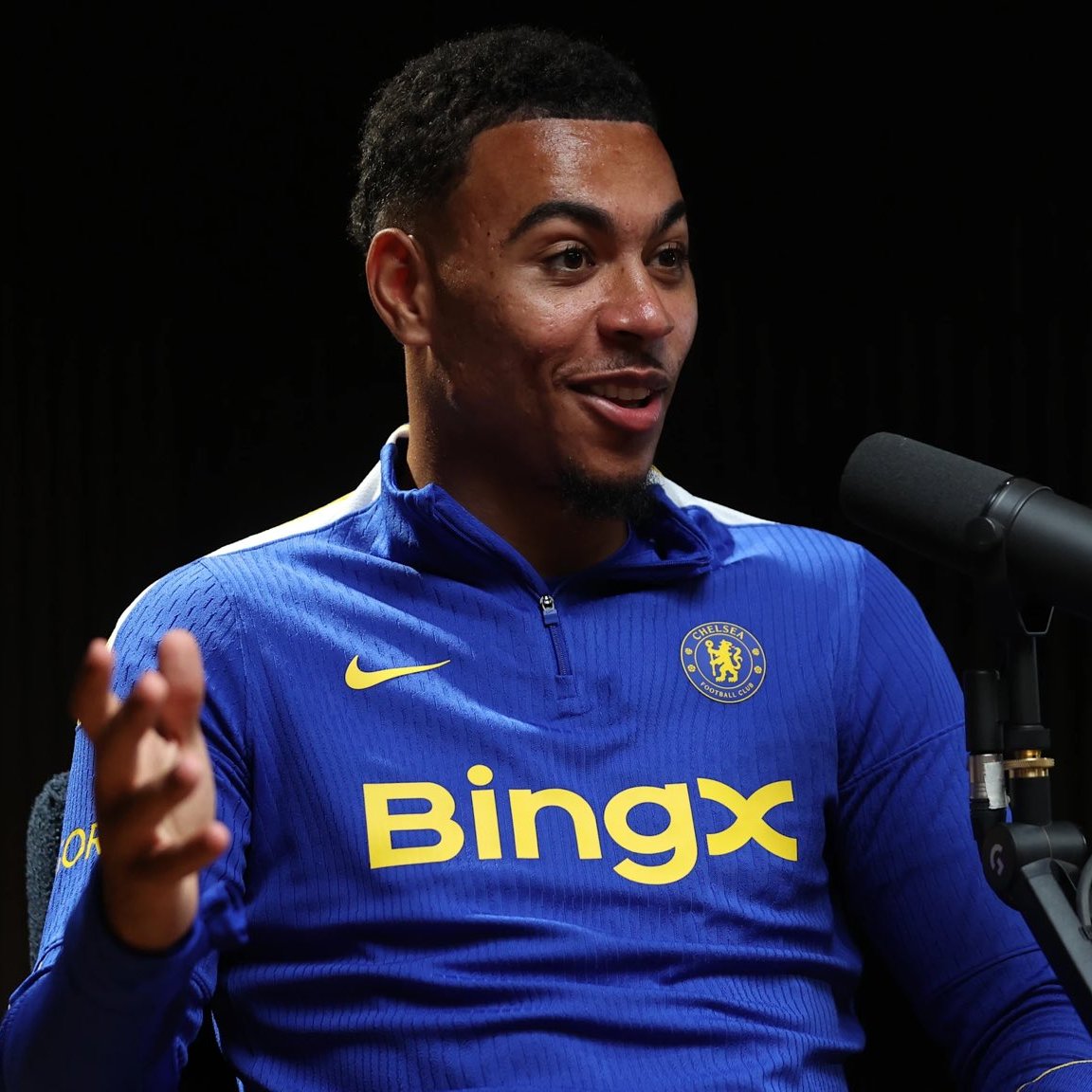 TouchlineX's tweet photo. 🚨🗣️ 𝗡𝗘𝗪: Morgan Rogers regarding Ronaldo/Messi debate:

"Cristiano Ronaldo was my favorite. But I played Lionel Messi in the World Cup Semi Final and he was 39 (!) by then, I can't even imagine what he was like in his prime."

"I can imagine not being able to do anything against him in his prime, like... it's impossible. But it was borderline NOTHING you could do in that World Cup Semi Final too, and he was 39!"