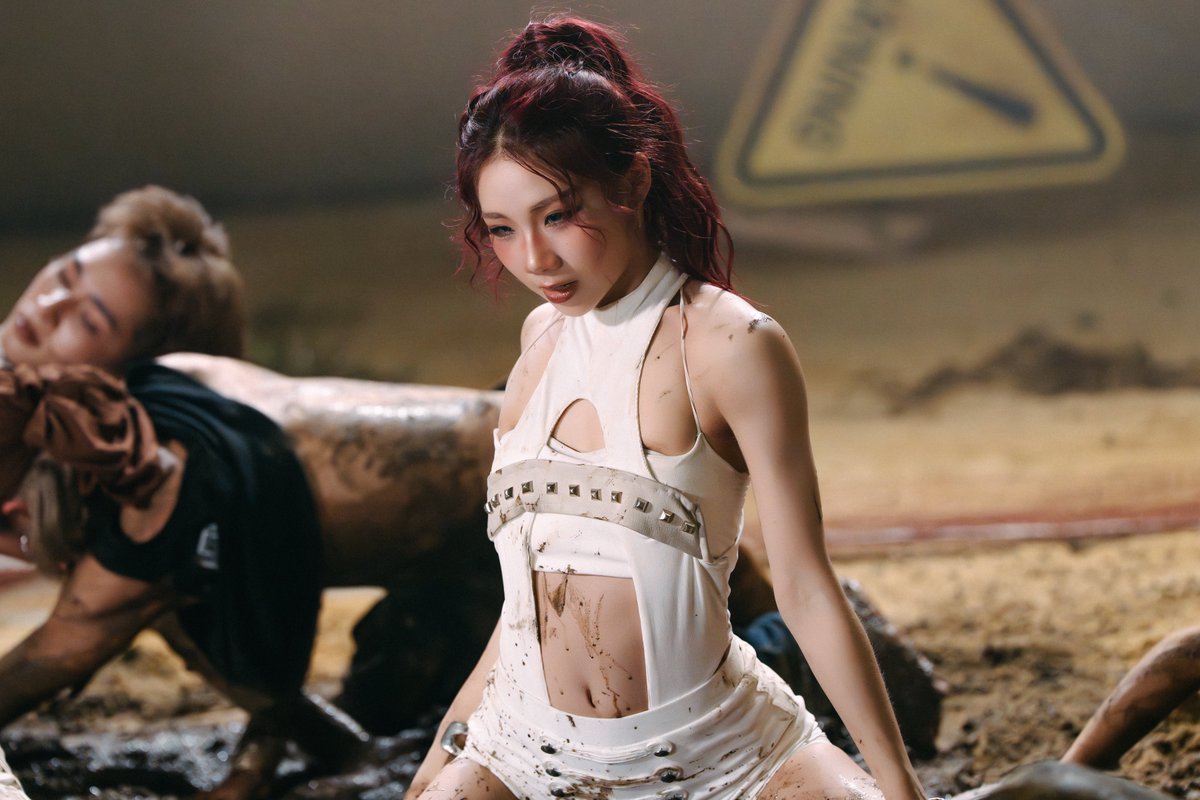 PIXXIEofficial_'s tweet photo. #PiXXiE #Ingkho_PiXXiE
#PiXXiE_DUSTY #DUSTY
#DUSTEMBER https://t.co/gJgKRebYs4