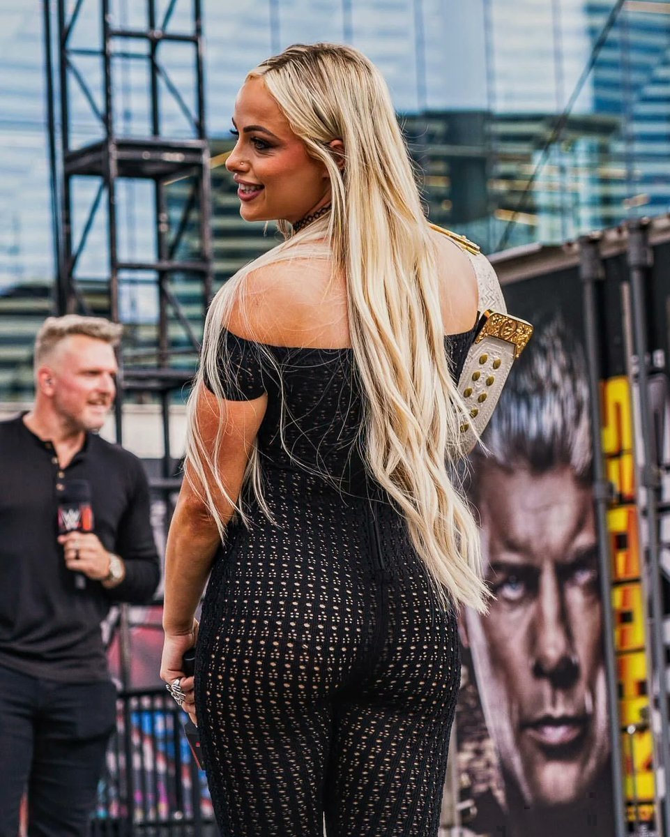 WWP245's tweet photo. Liv Morgan https://t.co/ge4LQcaHyj
