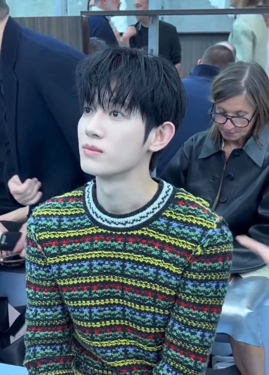 sissiuoiii's tweet photo. Ngoan xinh yêu bữa nay cũng rất là đẹp 😍 

PARK SIWOO AT MARNI MFWSS27
#PARKSIWOOxMARNI
#PARKSIWOOxMARNIFWSS27
#PARKSIWOO #박시우 https://t.co/lRlQtvrCon