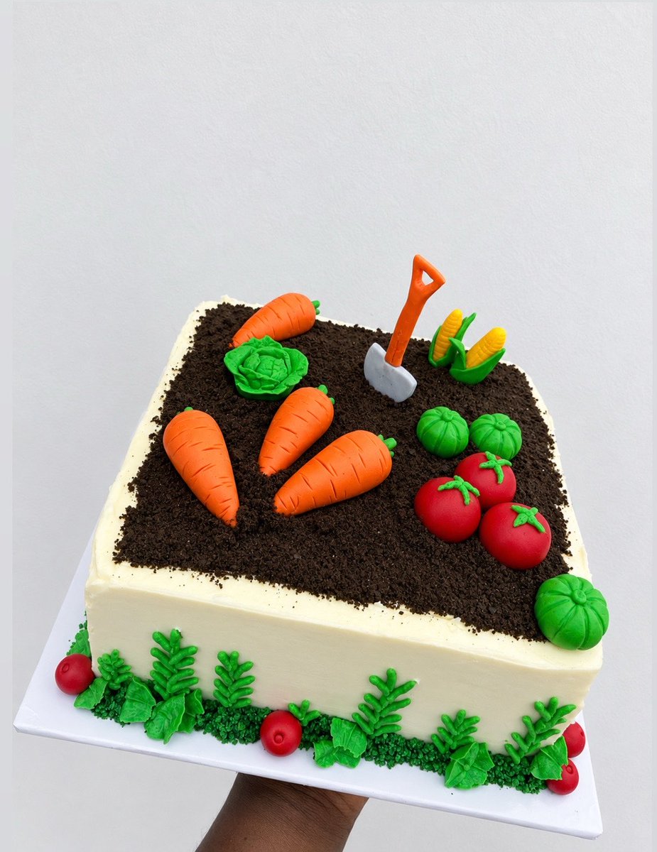 thatguytelvin's tweet photo. Mr T, “I need a cake for someone who loves plant.”

Hold my beer.. 🍺 😌 https://t.co/rZkJo462Az