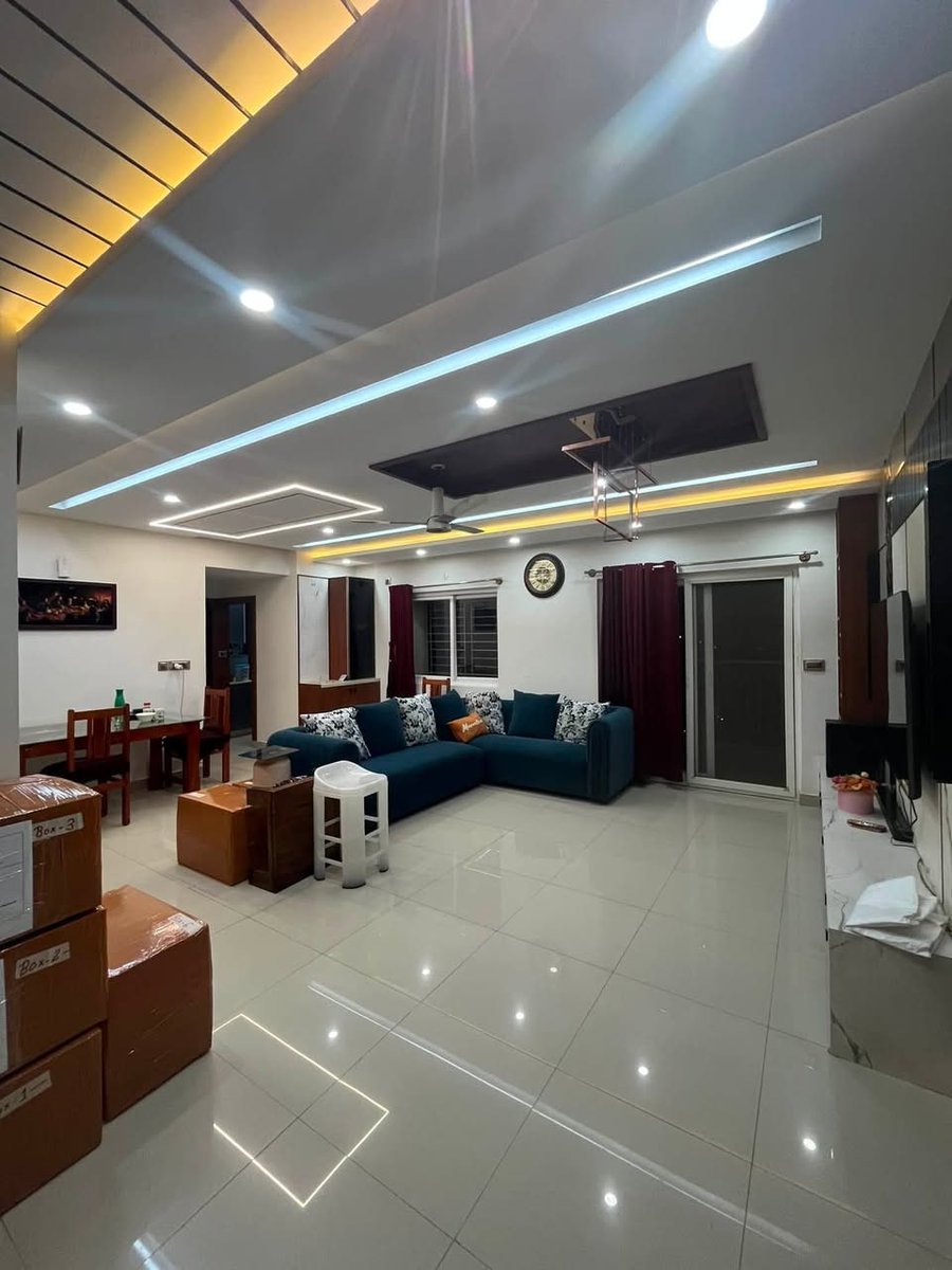 FlatX_Shoutout's tweet photo. 🏡 2 BHK Available in Whitefield
💸 Rent: ₹100000
💰 Deposit: ₹400000

Checkout: https://t.co/EWUzDFxm2j

#flatx #flatsandflatmates #flatmate #Bengaluru https://t.co/Y40yIUCzP0