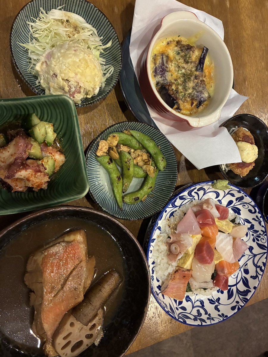 36Potato's tweet photo. こんばんは⭐️
明日は、なんと👾
📚MEKKEMON📚
チケット800円🌯
19:50に、中央会館に
集まってください📍
美味しすぎる賄いを
載せますんで☁️
ぜひ来て欲しいです📓
チケット連絡
お待ちしてます📐 https://t.co/aB28xGEcNd