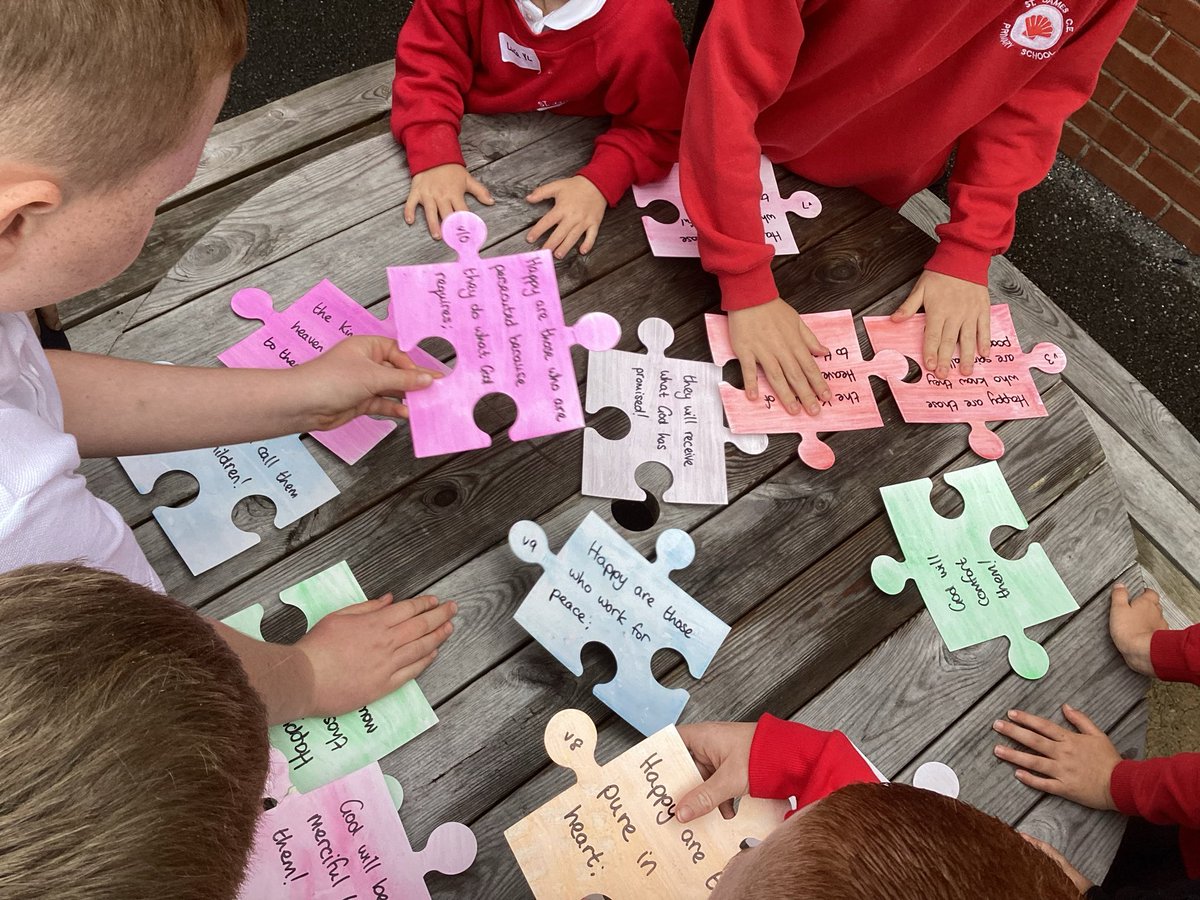 MissBarratt74's tweet photo. We had a wonderful time at our 3rd Journeying Together Day at the beginning of term. We enjoyed games, crafts and lots of different activities based around Jesus’ teaching from the Sermon on the Mount @StJamesCEsth https://t.co/5ITfeeakND