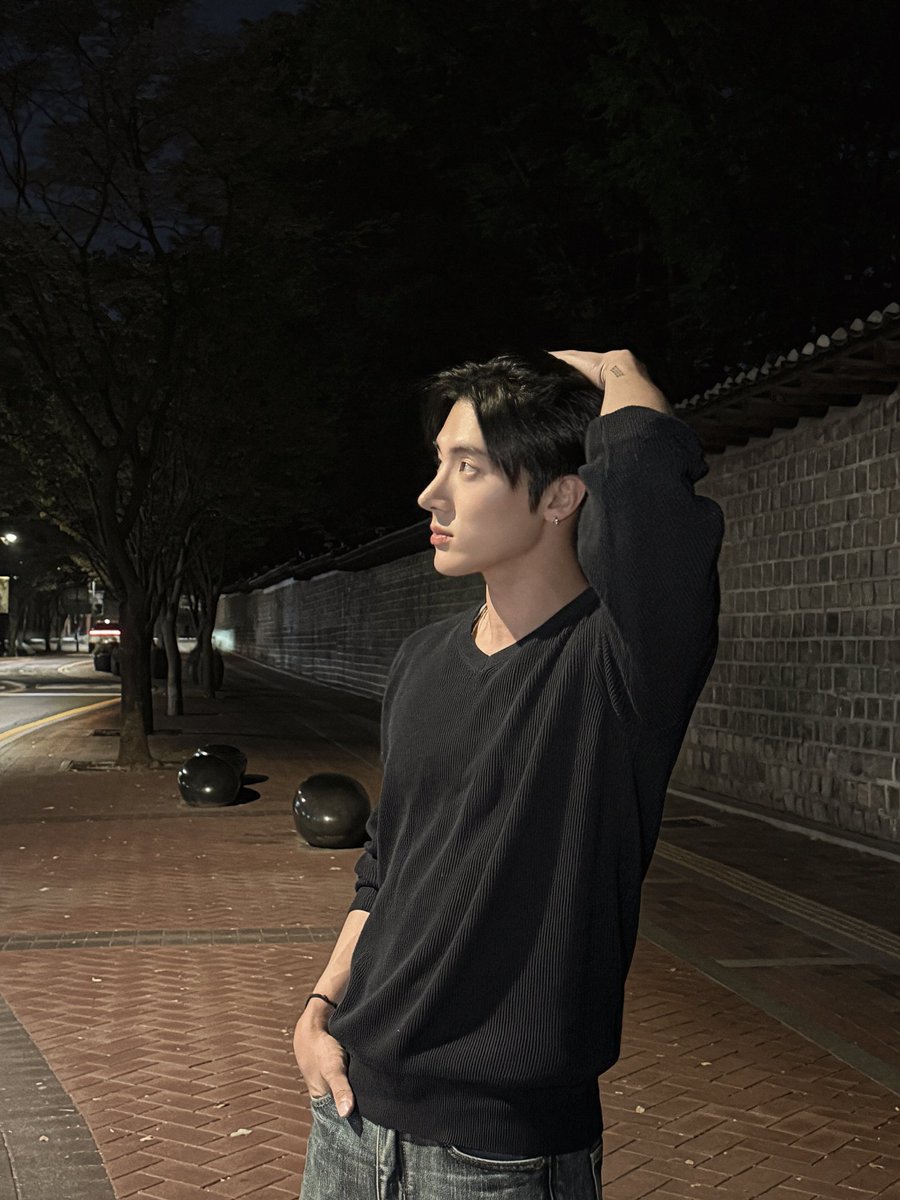 deobimom's tweet photo. #ERIC #에릭 also sent these photos https://t.co/nAOk0y1UxA