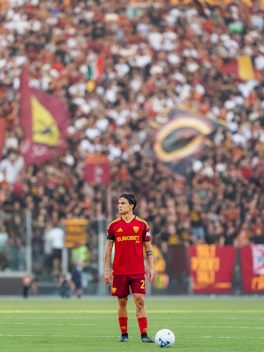 HardASRomaPics's tweet photo. https://t.co/7MTMpo49OM