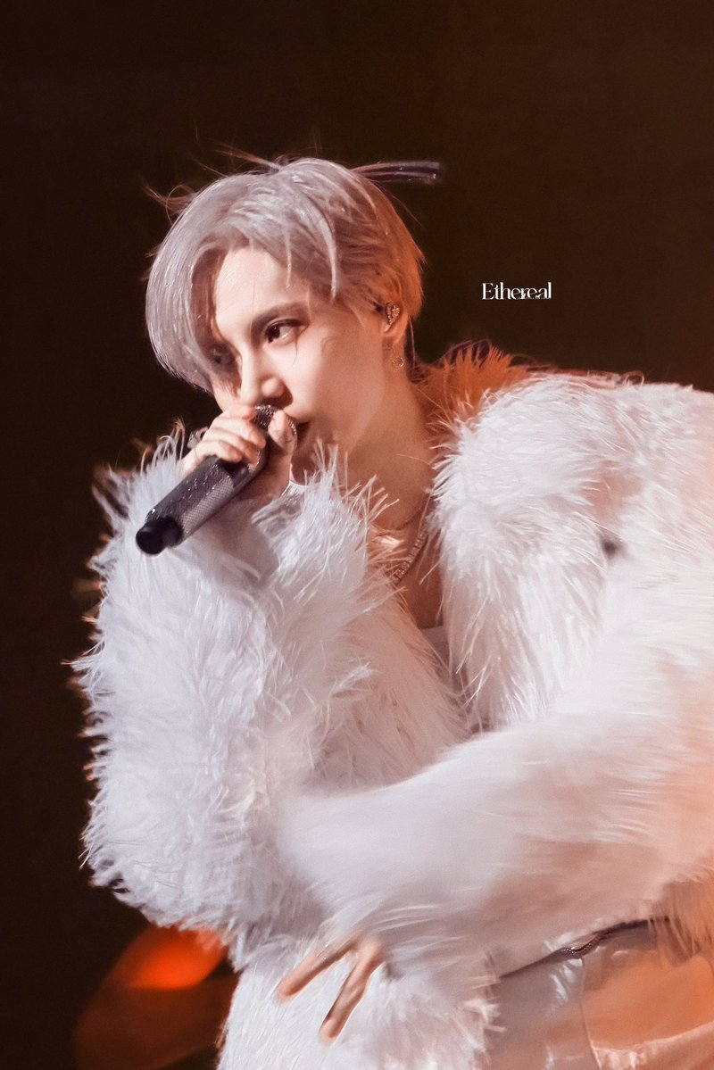 Ethereal_718's tweet photo. 260918-20 TAEMIN WORLD TOUR <LiMiNaL> in SEOUL

   ⚔️⚔️⚔️

#태민 #TAEMIN #テミン #泰民
#TAEMIN_LiMiNaL https://t.co/tR5OlzrXed