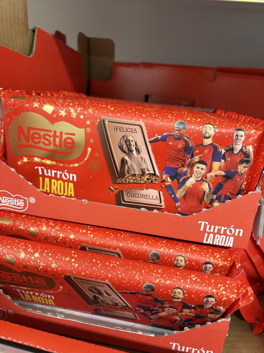 c4nd1x's tweet photo. Como que este año me voy a hinchar a turrón https://t.co/Ek0LibbJcy