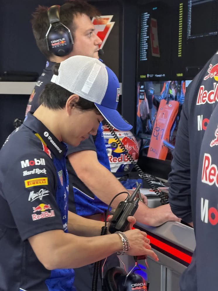 notgnilrub's tweet photo. Red Bull share Yuki at Threads.🥺 https://t.co/pXUY7cfCO5