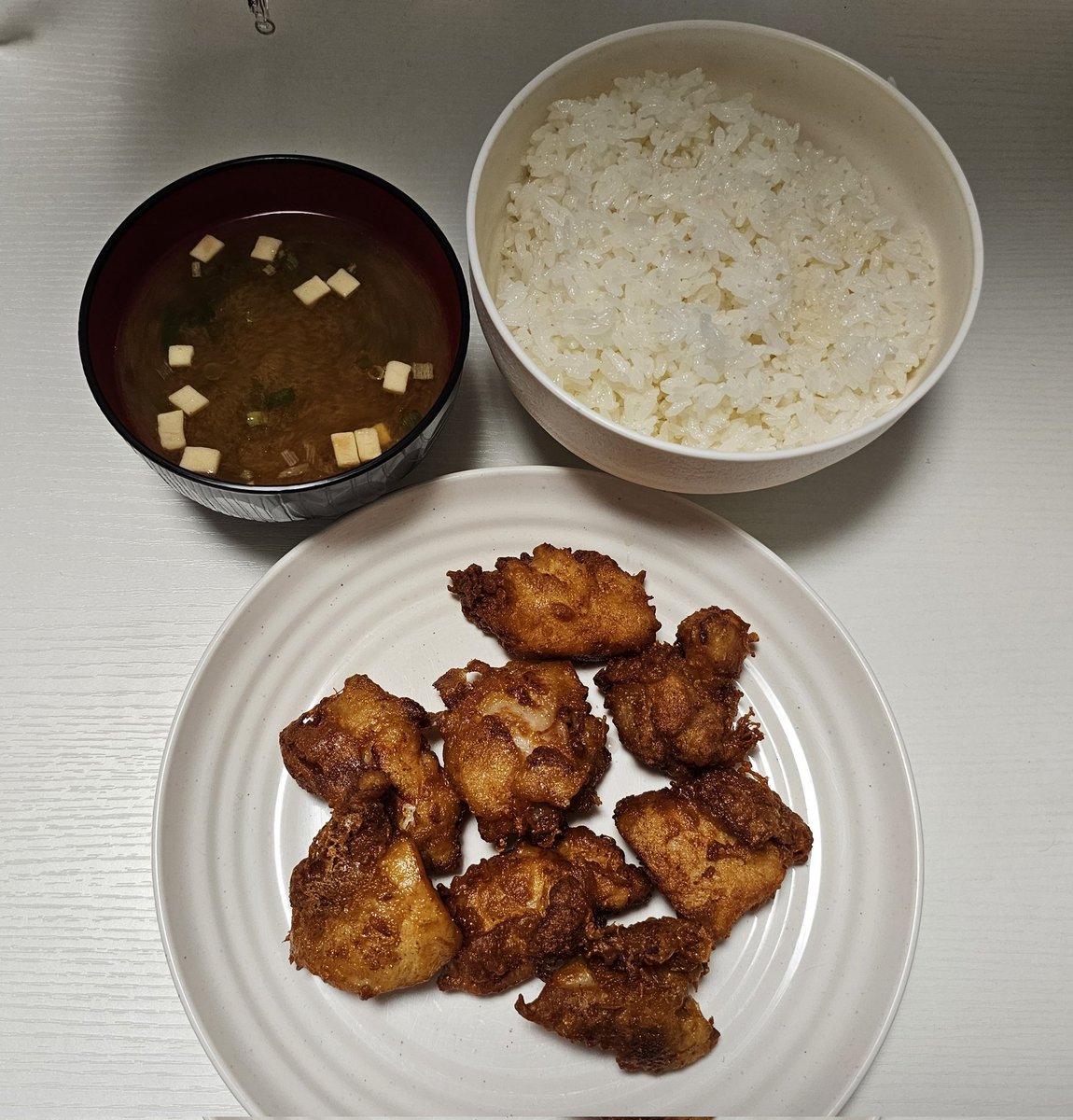baaaaaaaabaaba's tweet photo. からあげ！ https://t.co/HqLaJKW0pP