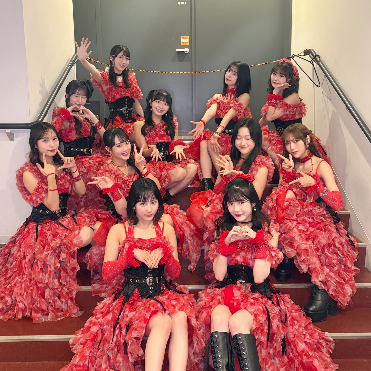 JuiceJuice_uf's tweet photo. ◤￣￣￣￣￣￣￣￣￣￣￣￣￣◥
  Juice=Juice Room Tour 2026
                   5ROOMS
◣＿＿＿＿＿＿＿＿＿＿＿＿＿◢

京都公演ありがとうございました💛❤️

次は福岡！
SAWARAPIA(旧ももちパレス)大ホールで
お待ちしています🚪
Room Tour、まだまだ盛り上げます🥂

🗓️9/26(土) ①15:30 ②19:00
📍 SAWARAPIA(旧ももちパレス)大ホール (福岡)

#JJ_5ROOMS
#juicejuice 
#helloproject