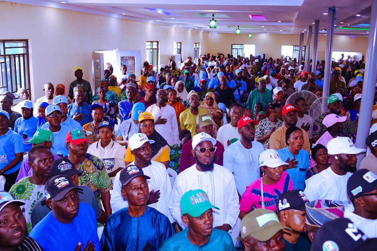 Hon_Danjo's tweet photo. From Saki to Iseyin, the #Sharafa train keeps moving. ๐๐ฅ
Hon. Adesoji Michael Adedeji, incoming Deputy Governor of Oyo State, brought the youth engagement tour to MKO Hall, Iseyin, where young people turned out in numbers, ready to be part of what's coming.
The energy in the hall said it all: Oke-Ogun is awake and Oyo youth are all in.
Build up for #OyoAhead. We move.
#OyoAPC #Oyo2027
@SenSharafaAlli
@lamijuakala
@titilopegb
@mrlurvy
@unusual_Glory
@oyoapcyouth