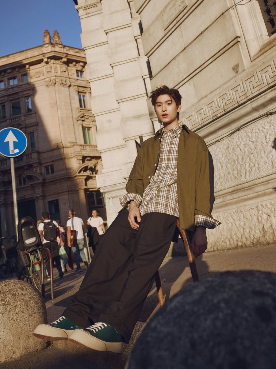 EverydaynewsTH's tweet photo. พี่นายแบบสุดหล่อ "โทมัส-ธีร์ทัศน์" กับภาพเช็คอินกลางกรุงมิลาน ก่อนร่วมชมแฟชั่นโชว์ Marni คอลเลกชั่นใหม่ Spring Summer 2027 ที่จะจัดขึ้นในวันที่ 24 กันยายนนี้ เวลา 19:00 น. ตามเวลาประเทศไทย รอติดตามลุคหล่อๆ ของโทมัสกันน้า

#EVERYDAYth #tthomastc
#Marni #MarniTH #Marniss27 https://t.co/Bzg2U00q2p
