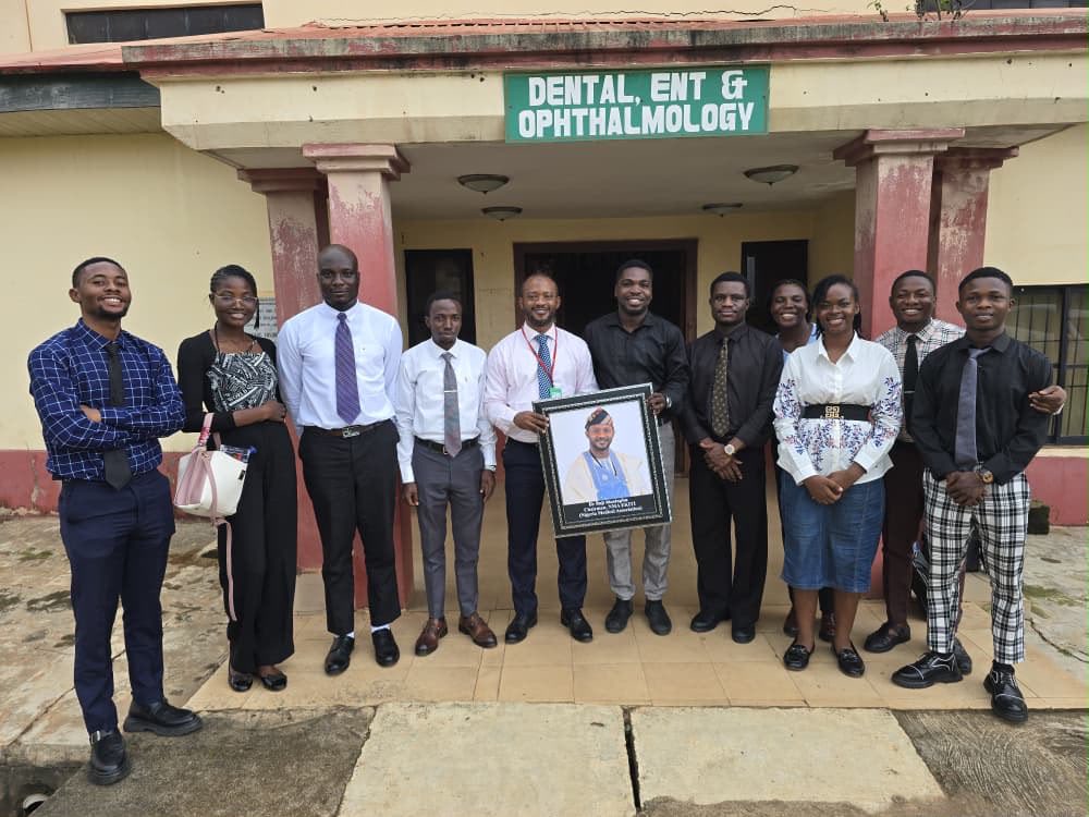 EksuMedical's tweet photo. 📢📢📢📢📢📢📢📢
EKITI STATE UNIVERSITY MEDICAL STUDENTS’ ASSOCIATION
===============================
 THE STANDARD ERA ADMINISTRATION
===============================

 _PRESS RELEASE_🧾

COURTESY VISIT TO THE CHAIRMAN, (NMA) EKITI STATE*- 

DR. RAJI MUSTAPHA MOHAMMED https://t.co/DD5rHJsjhN