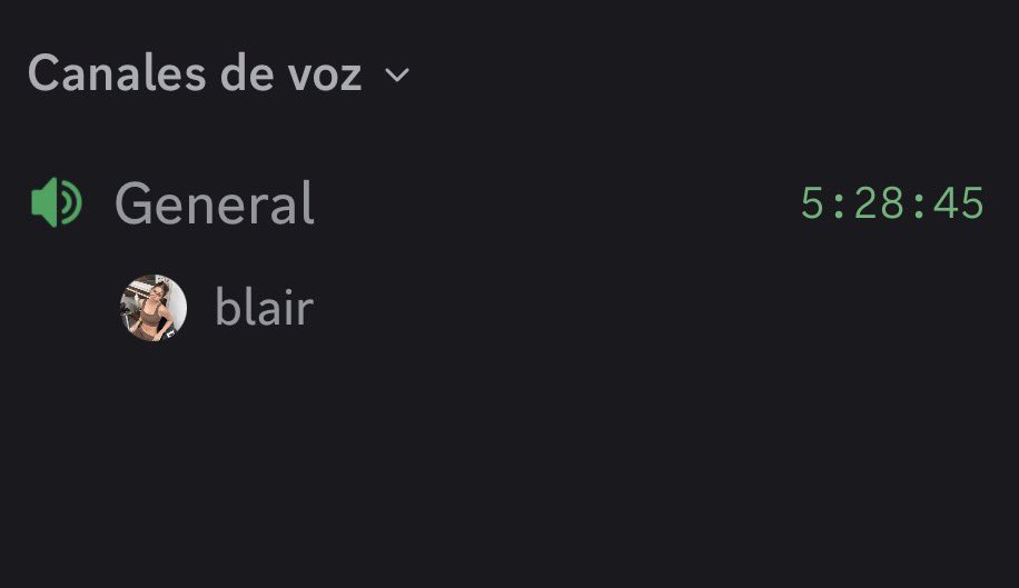pobreshuevones's tweet photo. esa si hablas sola va 💜 https://t.co/p3ZmotXzHb