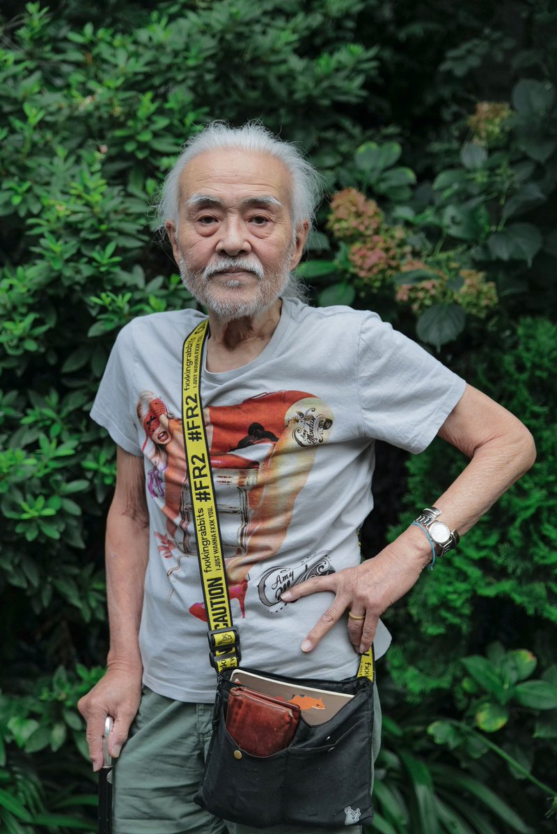 yama629's tweet photo. 「ぼくのおじさん」の1976年特集。

始まりは、日本のアウトドアカルチャーの開祖のひとり、油井昌由樹さん！　原稿確認でひとつもアカが入らなかった生搾りインタビューをご覧ください！ https://t.co/YNypee9YR8