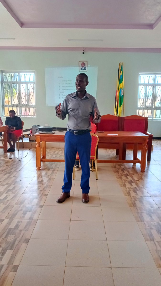 ObalimTonny's tweet photo. Today, I officiated a training for @LarooPece Health Centre In-charges, VHTs, Nurses and Midwives on the upcoming Measles-Rubella vaccination campaign for children aged 9 months–4 years. 

Wishing everyone a fruitful training. Our children’s health is a priority. https://t.co/lAebdODmQr