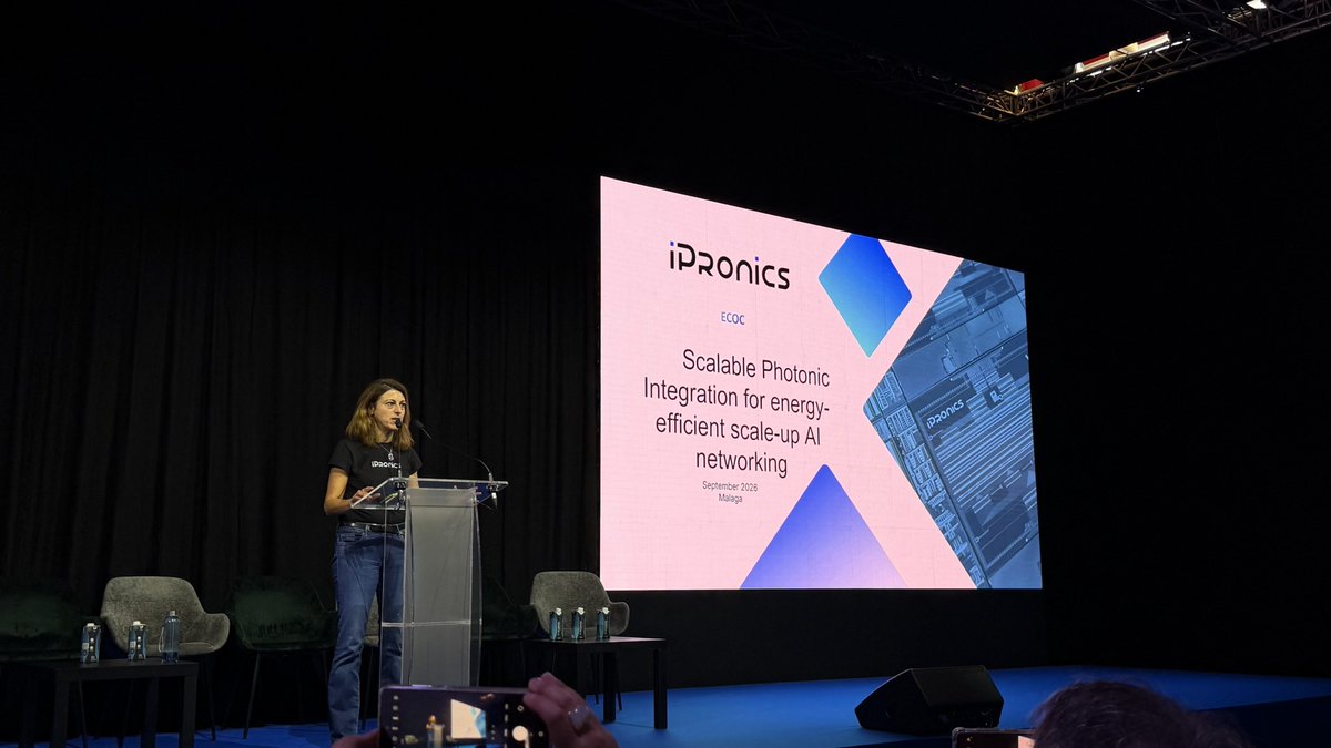 iPronics tweet picture