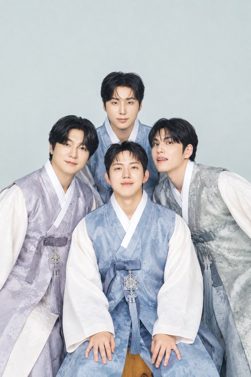 DONIYAM's tweet photo. 한복 입은거 보고 싶어서 뚝딱해버림 https://t.co/A0CrTldzhH