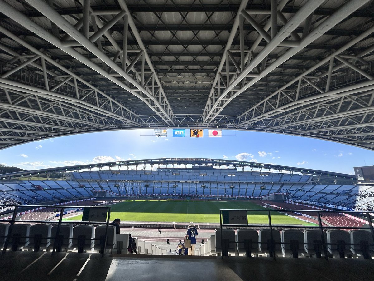 M54Gx's tweet photo. あと１時間ちょっと…！

🗓️本日9/24(木)
⌚️19:05キックオフ
 🆚ウルグアイ代表
 🏟️宮城／キューアンドエースタジアムみやぎ
 📺フジテレビ系列にて全国生中継

#SAMURAIBLUE
#伊東純也
#サッカー日本代表 https://t.co/nL8LAuaOtR