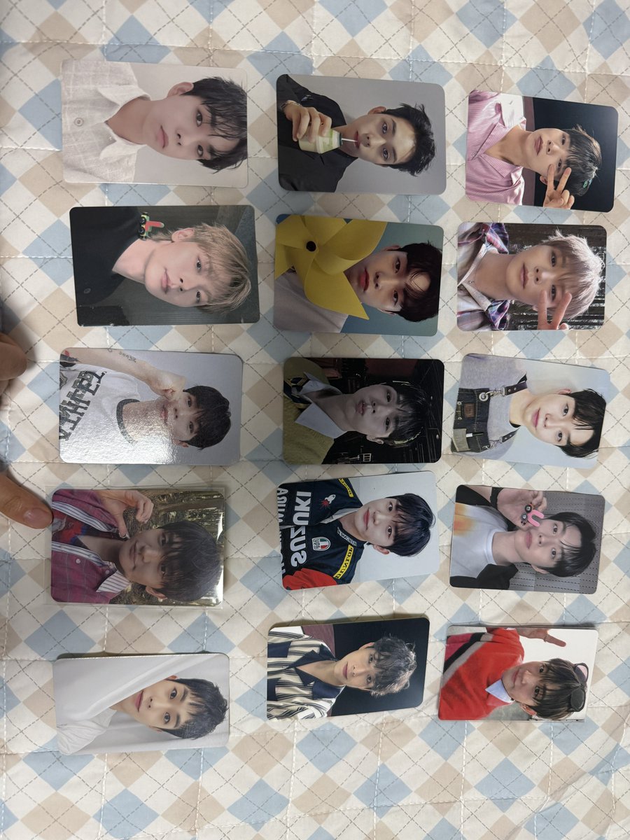 gugi_227's tweet photo. 루시 LUCY 상엽 최상엽 예찬 신예찬 조원상 원상 
신광일 광일 

루시 포카 일괄 판매 합니다 
탈덕처분이라 웬만한 가격 다 받습니다 (제시 
디엠, 옾챗 주세요

https://t.co/BA8HwdqDlv https://t.co/pZEBwbqg4j