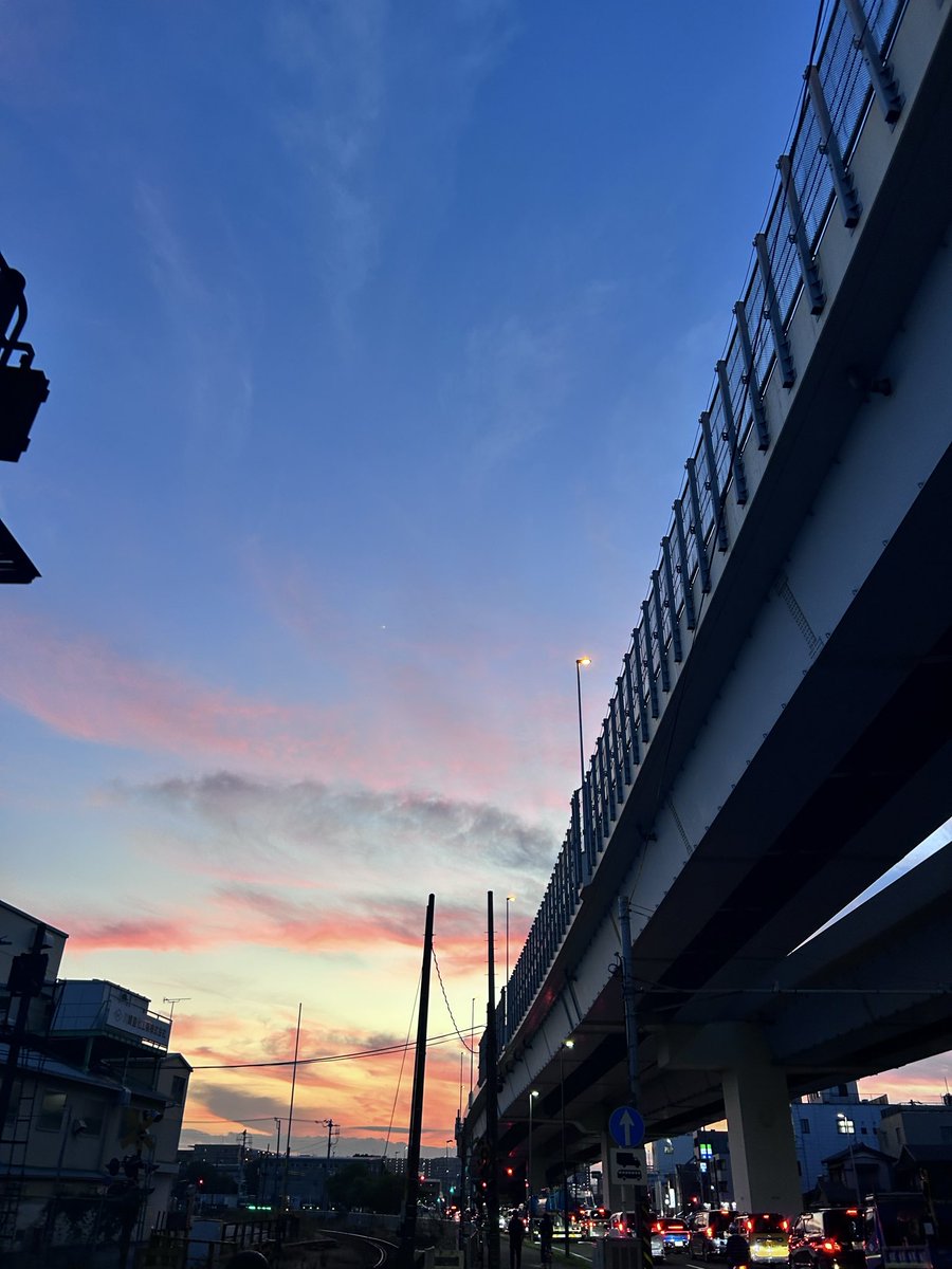goujunkai's tweet photo. 潤くん
空がすごく綺麗だよ https://t.co/bu9KD5uXUh