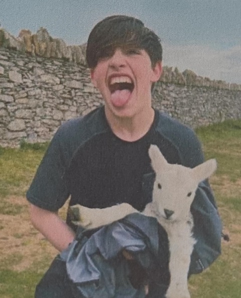MerseyPolice's tweet photo. MISSING | Please share and help us urgently find missing Huyton teenager Warren Westhead.

Warren 15, was last seen at Roby train station at around 7.20pm last night, Wednesday 23 September, and extensive work is ongoing to find him.

Warren is white, 5ft 6in tall, of slim build, with short hair at the back and a fringe. When last seen, he was wearing a black Nike tracksuit with a grey cap, and Nike trainers.

He has links to the Fleetwood area of Lancashire.

Call 999 if you see Warren and we can ensure he is safe and well. You can also pass on any sightings via: https://t.co/9Y9sY2aSzH or any other information to @MerPolCC or 101.

https://t.co/nfqk1U0PCv