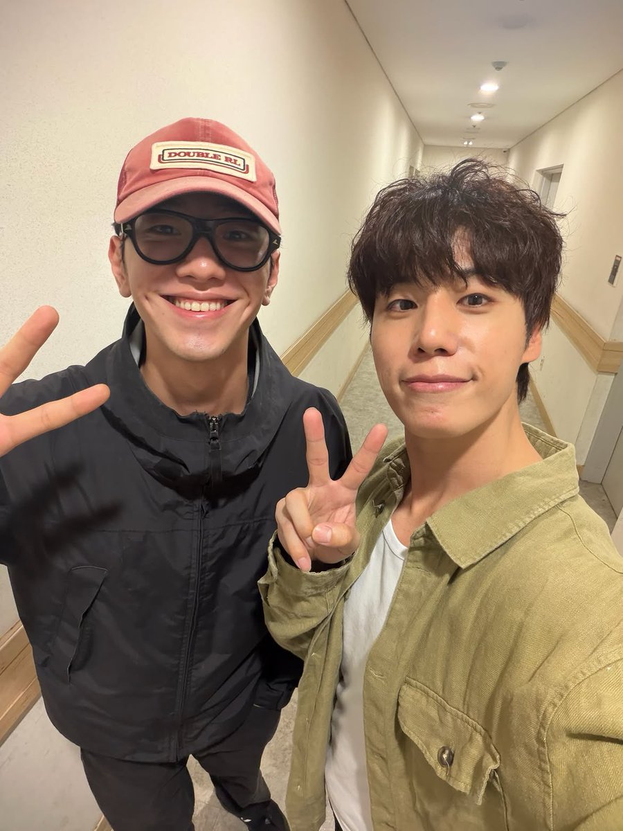 melgsod3's tweet photo. 나힘드내ㅇㅇ https://t.co/4iCHoNKkJz