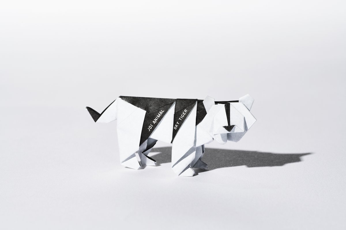 official_jo1's tweet photo. 2026.10.02 RELEASE
𝐉𝐎𝟏 𝐔𝐒 𝐄𝐏
𝐀𝐍𝐈𝐌𝐀𝐋
D-7 🐅

How do you think this is folded?
Stay tuned... 📄👀

#FoldWithJO1
#JO1 #JO1_ANIMAL https://t.co/chihr33GmH