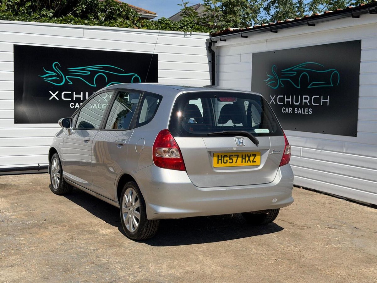 CassyFragassi's tweet photo. 2007 Honda Jazz 1. 4 i-DSI SE 5dr - £1, 995 
1. 3L petrol, manual, 105, 000 miles. Finance, warranty and part exchange available. We buy cars too. Contact: 01202 794933 / sales@xchurchcarsales. co. uk https://t.co/RkW8TLzHm0