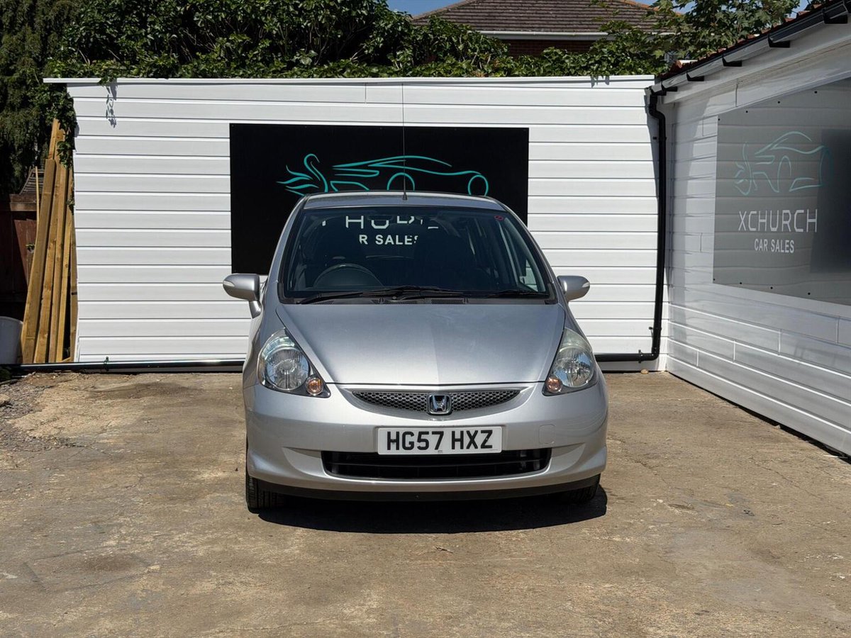 CassyFragassi's tweet photo. 2007 Honda Jazz 1. 4 i-DSI SE 5dr - £1, 995 
1. 3L petrol, manual, 105, 000 miles. Finance, warranty and part exchange available. We buy cars too. Contact: 01202 794933 / sales@xchurchcarsales. co. uk https://t.co/RkW8TLzHm0