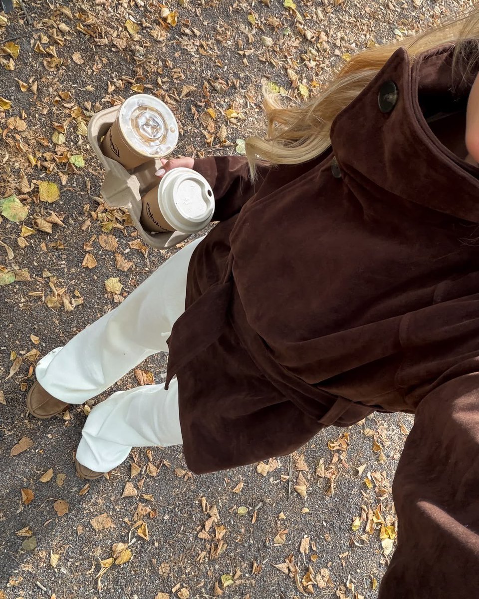 pradavante's tweet photo. fall is here 🤎 https://t.co/xZZ2nXBTrR