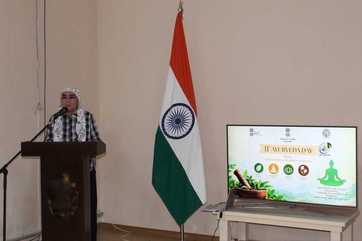 IndEmbDushanbe's tweet photo. 🇮🇳 🇹🇯 

The @IndEmbDushanbe celebrated the 11th Ayurveda Day under the theme “Ayurveda for a Healthier Tomorrow.” Ambassador @UikaRajesh addressed the gathering. Insightful presentations were delivered by: 

🌿Dr. Khudjageldieva Malohat Muhammadieva, Specialist in Laboratory and Innovative Biotechnology at Shahritus Central Hospital, Dushanbe — on the health benefits of herbs and spices.
 
🧘Ms. Dilnoza Khudobakhshova, Yoga Teacher and Dietician — on integrating Ayurveda into daily life through Yoga and holistic nutrition. 

The event highlighted Ayurveda’s core principles of better health, a balanced mind, natural living, and a healthier planet.” It was attended by members of the Indian diaspora and professionals from the fields of health, wellness, and traditional medicine.

****

@IndEmbDushanbe Рӯзи 11-уми Аюрведаро таҳти унвони «Аюрведа барои фардои солимтар» таҷлил намуд. Сафир @UikaRajesh дар чорабинӣ суханронӣ намуд. Муаррифии ҷолибро мутахассисони зерин пешниҳод карданд:

🌿 Доктор Хуҷагелдиева Малоҳат Муҳаммадиева, мутахассиси лаборатория ва биотехнологияи инноватсионӣ дар Беморхонаи марказии ноҳияи Шаҳритус, шаҳри Душанбе — оид ба манфиатҳои гиёҳҳо ва ҳанутҳо барои саломатӣ.

🧘 Хонум Дилноза Худобахшова, омӯзгори йога ва мутахассиси ғизои солим — оид ба ворид намудани Аюрведа ба ҳаёти ҳаррӯза тавассути йога ва ғизои ҳамаҷониба.

Дар чорабинӣ принсипҳои асосии Аюрведа — беҳтар намудани саломатӣ, тавозуни рӯҳӣ, тарзи ҳаёти табиӣ ва сайёраи солимтар — таъкид гардиданд. Дар он намояндагони ҷомеаи Ҳиндустон ва мутахассисони соҳаҳои тандурустӣ, солимгардонӣ ва тибби анъанавӣ иштирок намуданд.

#AyurvedaDay2026 #AyurvedaForAHealthierTomorrow #OneHealthOneFuture #Ayurveda #IndiaInTajikistan
@PMOIndia @narendramodi @MEAIndia @DrSJaishankar @IndianDiplomacy @moayush @iccr_hq @iccr_tajikistan @PIB_India  @PIBAYUSH @DDNewslive @airnewsalerts @prasarbharati @mygovindia