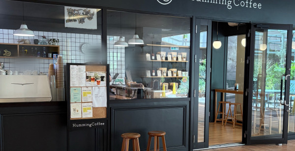 FreeLife_Colors's tweet photo. 沖縄県沖縄市にあるコーヒーショップ。コーヒー好きにはたまらないお店のようです。
沖縄市プラザハウス内のHumming Coffee
https://t.co/oiprHbDWgL
#沖縄市 #HummingCoffee #ハミングコーラ #FreeLifeColors https://t.co/VWZYVY7xPY