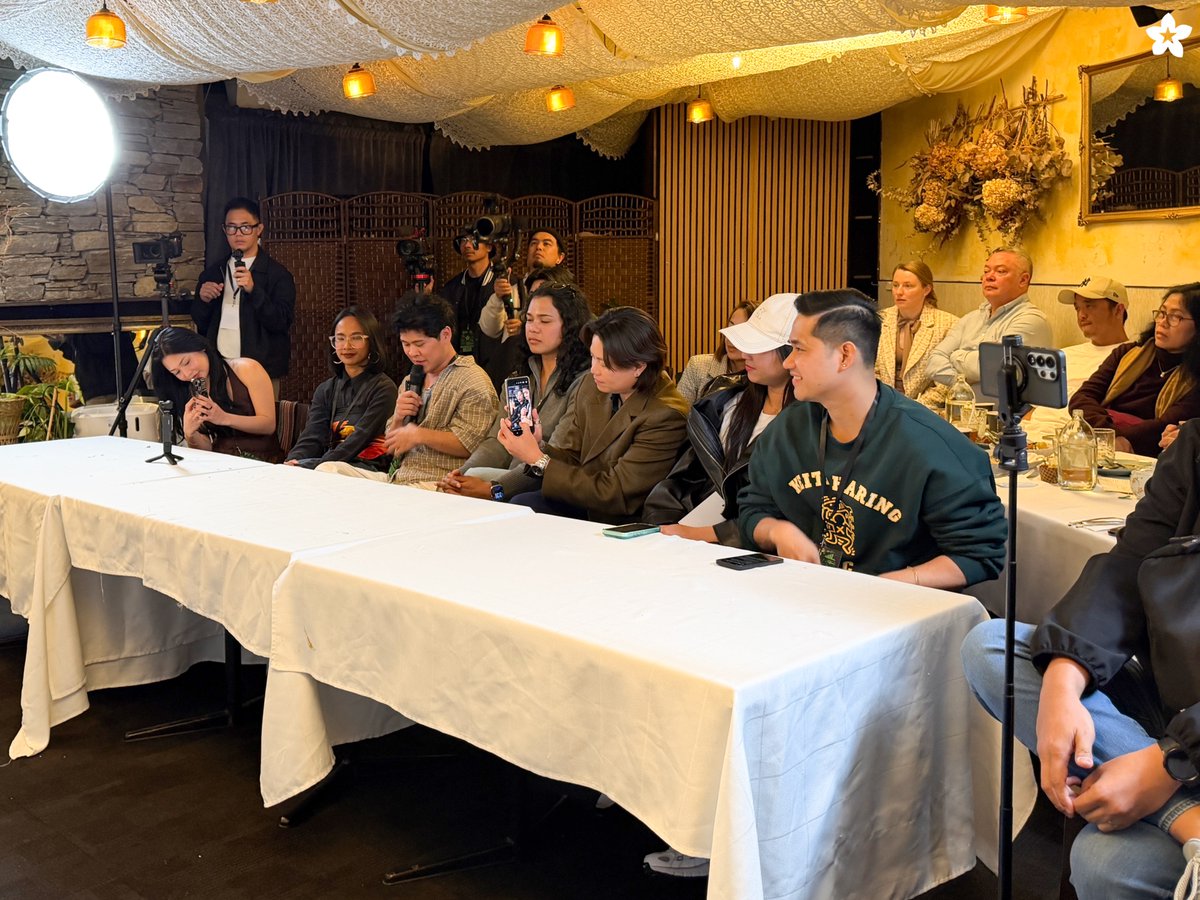 BINI_ph's tweet photo. We had a fun time catching up at the Media Conference!📽️

See you tomorrow, Sept 25 at Eventfinda Stadium for the BINI Signals WT 2026 brought to you by DayBreak Media and ABS-CBN Global!

#BINI #BINI_SIGNALS_WORLDTOUR_2026 #BINI_SIGNALS_AUCKLAND https://t.co/GMEtDmBBxc