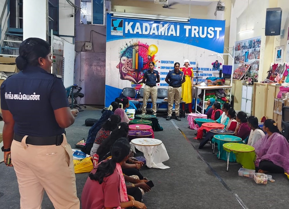 KadamaiE's tweet photo. Awareness Session for Kadamai Students Every child &amp; woman deserves to feel safe &amp; supported.Thanks to Singapen Athiradipadai for conducting a vital session on staying safe,responding confidently&amp;seeking help.Knowing whom to callcanmake all the difference.#Awareness #KadamaiTrust https://t.co/haZkQ9ofzZ