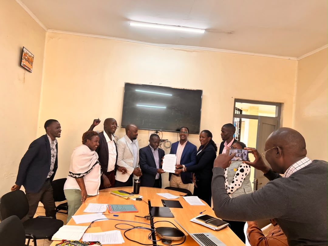 hepsuganda's tweet photo. As part of the Global Day of Action, in collaboration with the Stop TB Partnership, we're calling for stronger action to ensure that people at risk of TB can access faster, more accurate diagnosis because timely diagnosis saves lives and helps stop transmission.
#TestToBeatTB https://t.co/elzQDxANWo