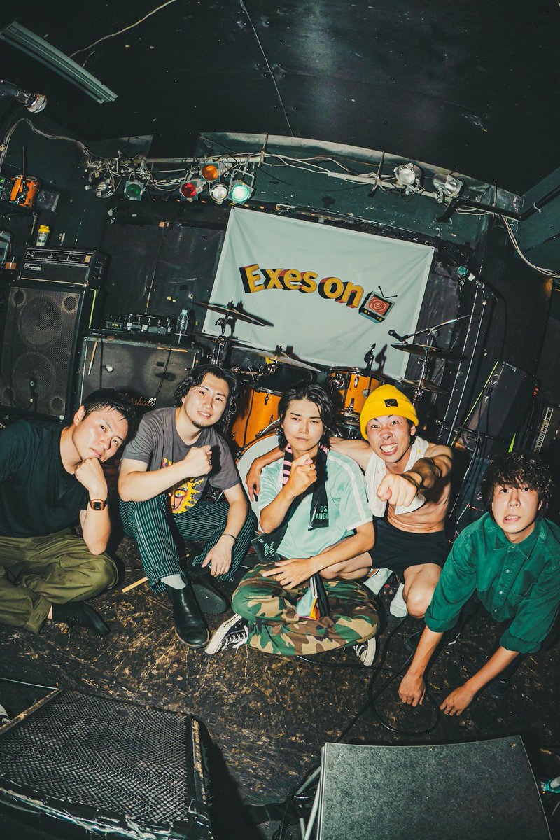 EoT__official's tweet photo. 📺【BIG THANX】📺
Exes on TV TOUR 2026

2026.9.23（wed）
at  心斎橋SINKAGURA

関わってくれた全ての方々
めちゃおサンクス！！🔥⚡️
取り急ぎ昨日の集合写真をお届け📸

ツアー行ってきまーす！！🚗🕺

📸by @ai_hasumi09 

#ExesonTV
#sweetriotrecords https://t.co/F0s7SuohxV
